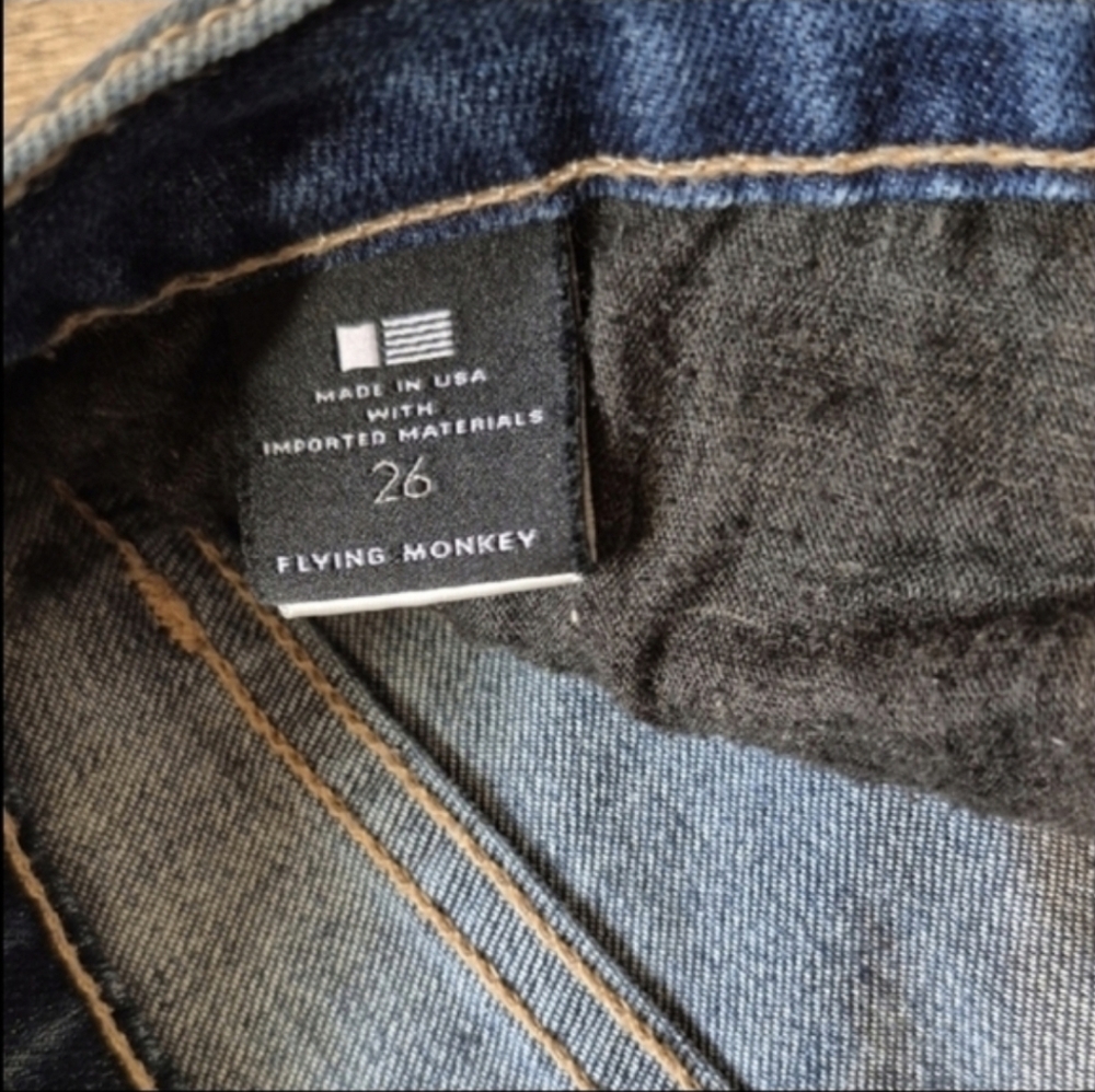 Flying Monkey Light Blue Distressed Cropped - Picture 3 of 10